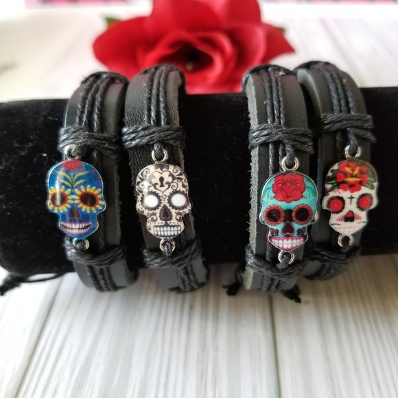 3/$30♥️ Sugar Skull Black Leather Bracelet Unisex - Picture 9 of 9